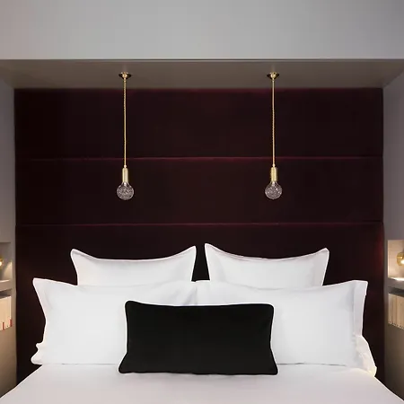 Hotel Cardinal Centre 3*